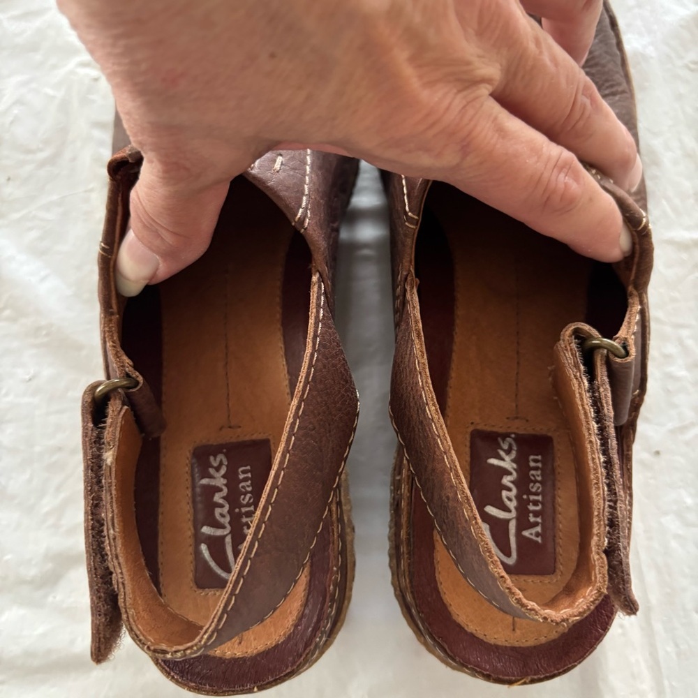 Clarks Artisan Trapelo Brown Leather Clog SZ 7 M NWOT only tried on - Picture 9 of 13